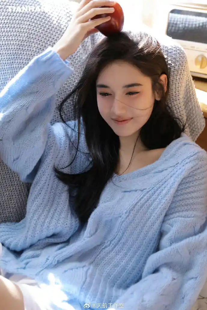 网易大师写作界面